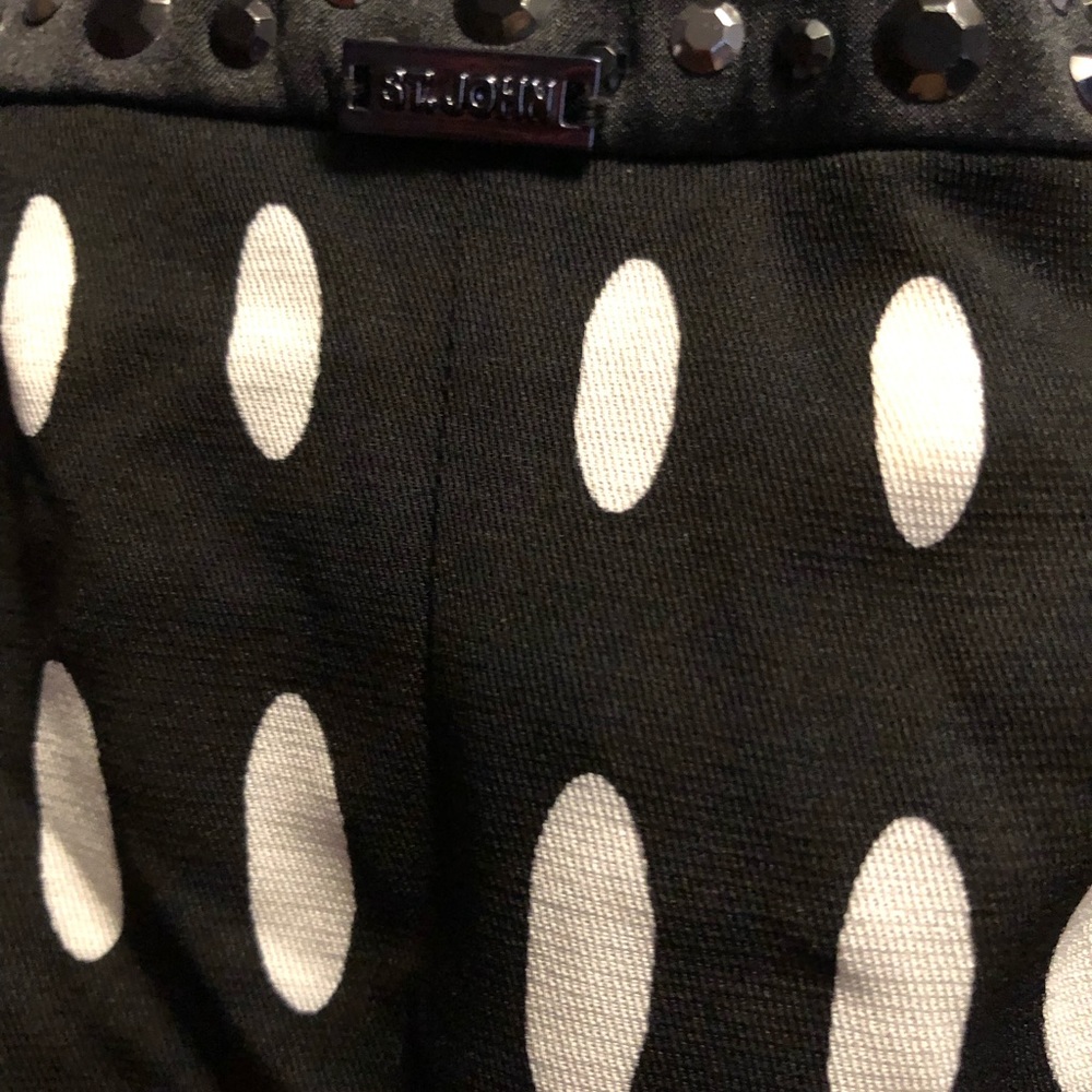 ST JOHN Blouse 
92% Silk & 8% Spandex Size S - Picture 6 of 10